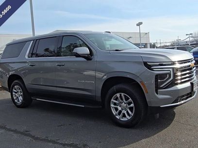 New 2026 Chevrolet Suburban LT