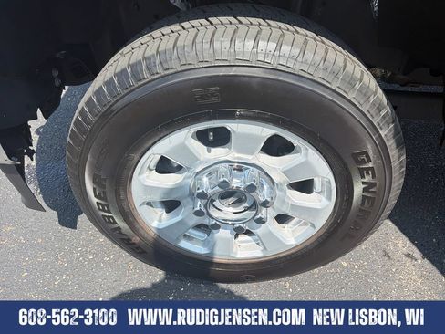 Used 2024 Ford F350 XLT AWD/4WD image 25