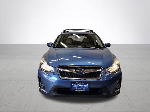 Used 2017 Subaru Crosstrek 2.0i Limited AWD/4WD image 3