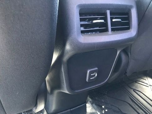 Certified 2024 Chevrolet Equinox LT w/ LPO, Floor Liner Package FWD image 18