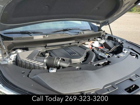 New 2026 Buick Enclave Sport Touring w/ Power Package image 32