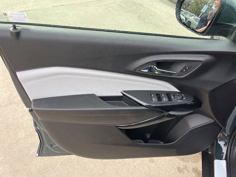 New 2026 Chevrolet Trax LT w/ Driver Confidence Package image 12