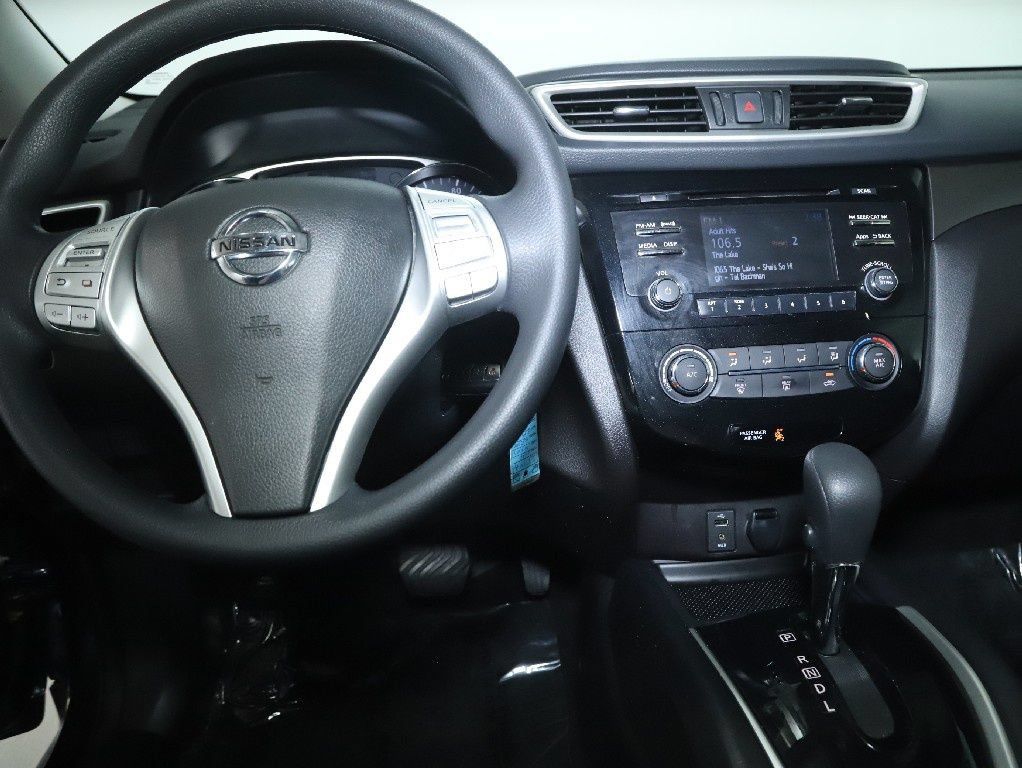 Used 2016 Nissan Rogue S FWD image 28