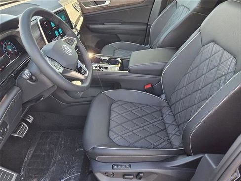 New 2026 Volkswagen Atlas SEL Premium R-Line image 4