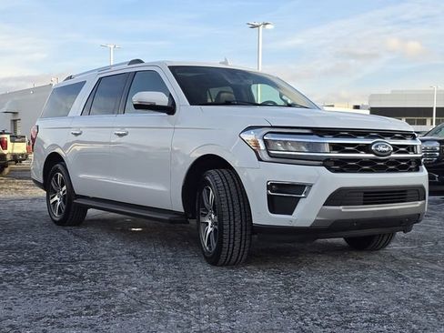 Used 2024 Ford Expedition Max Limited image 16