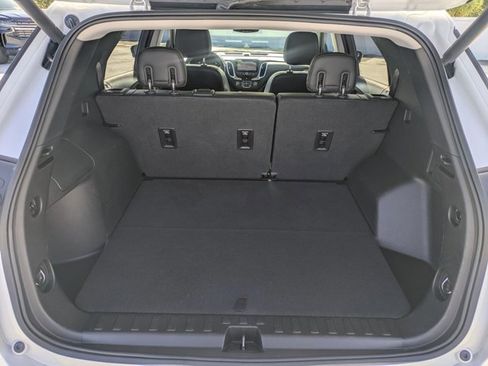 Used 2018 Chevrolet Equinox Premier image 6