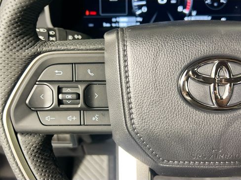 New 2026 Toyota Tundra Limited AWD/4WD image 18