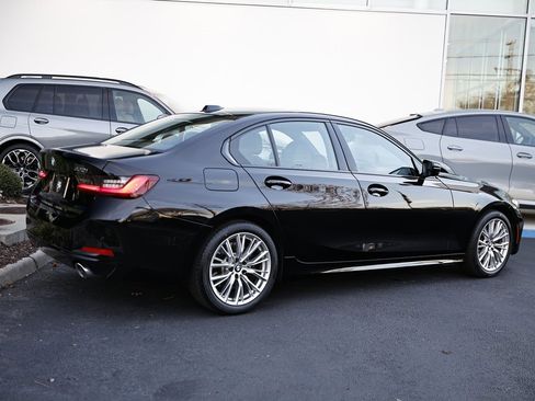 Used 2023 BMW 330i Sedan w/ Driving Assistance Package image 7