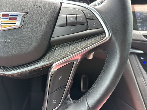 Used 2024 Cadillac XT5 Sportv w/ Technology Package AWD/4WD image 20
