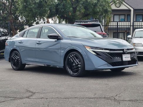 New 2026 Nissan Sentra SR w/ Floor Mat Package image 14