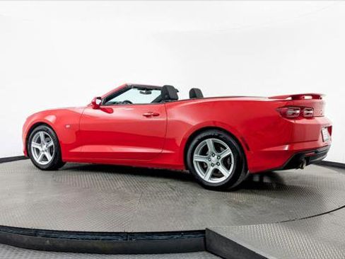 Used 2020 Chevrolet Camaro LT image 6