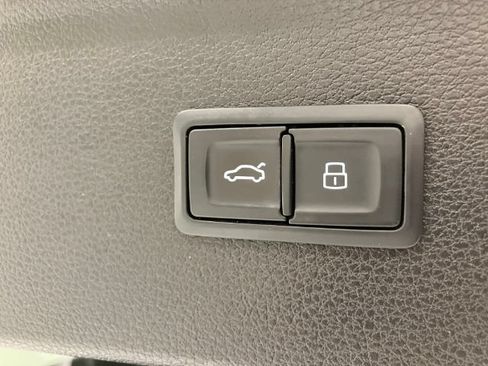 Used 2018 Audi Q5 Prestige w/ Prestige Package AWD/4WD image 52