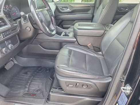 Used 2021 Chevrolet Tahoe RST w/ Luxury Package RWD image 11
