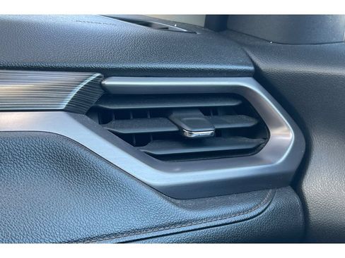 Used 2017 GMC Acadia SLE w/ Driver Alert Package I AWD/4WD image 29