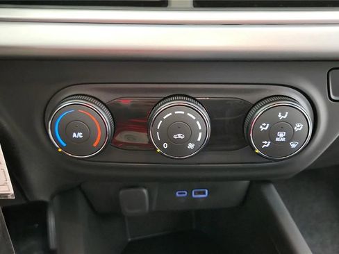 New 2026 Chevrolet Trax LS FWD image 26