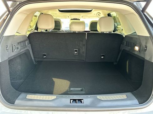 New 2026 Lincoln Nautilus Reserve AWD/4WD image 16