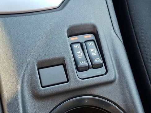 Used 2019 Subaru Impreza 2.0i Premium image 25