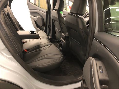 Used 2024 Ford Mustang Mach-E Premium image 33