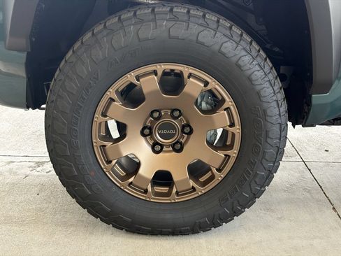 New 2026 Toyota 4Runner Trailhunter AWD/4WD image 14