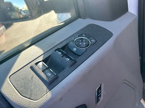 Used 2017 Ford F250 XL w/ Power Equipment Group AWD/4WD image 18