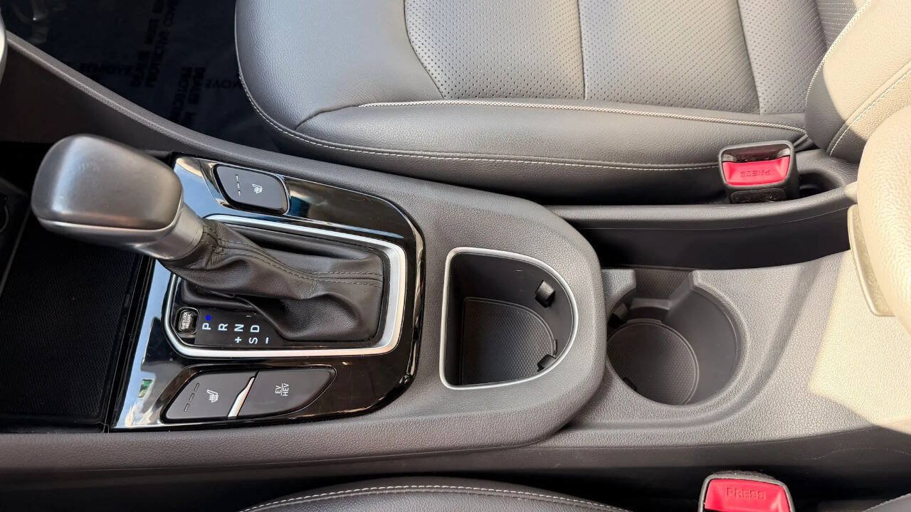 Used 2019 Hyundai Ioniq Limited FWD image 17