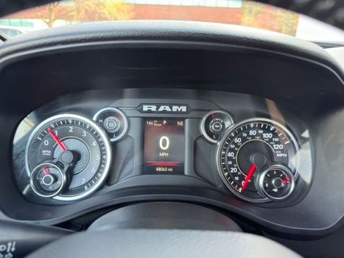 Used 2022 RAM 1500 Big Horn AWD/4WD image 16