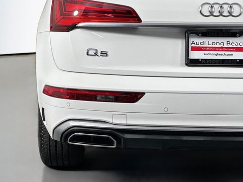 Used 2023 Audi Q5 2.0T Premium w/ Convenience Package AWD/4WD image 17