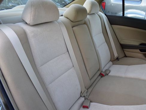 Used 2009 Honda Accord LX-P image 19