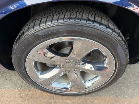 Used 2014 Dodge Challenger SXT w/ Super Sport Group (SS/T) RWD image 15