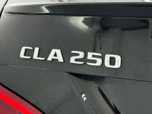 Used 2019 Mercedes-Benz CLA 250 image 25