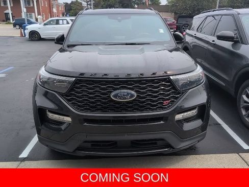 Used 2023 Ford Explorer ST w/ Equipment Group 401A AWD/4WD image 2