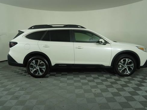 Certified 2021 Subaru Outback Limited AWD/4WD image 8