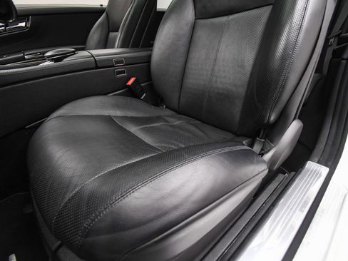 Used 2014 Mercedes-Benz CL 550 4MATIC image 54