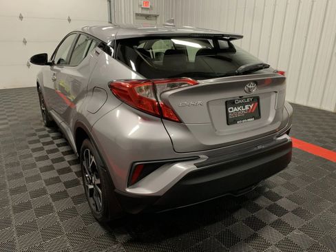 Used 2018 Toyota C-HR XLE image 13