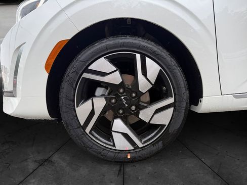 New 2025 Kia Soul GT-Line image 14