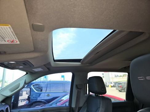 Used 2020 GMC Sierra 2500 Denali w/ Gooseneck/5TH Wheel Package AWD/4WD image 8