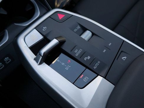 Used 2025 BMW X2 xDrive28i w/ Technology Package image 13