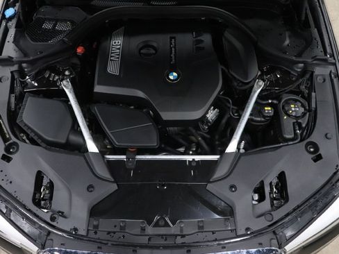 Used 2019 BMW 530i w/ Convenience Package image 29