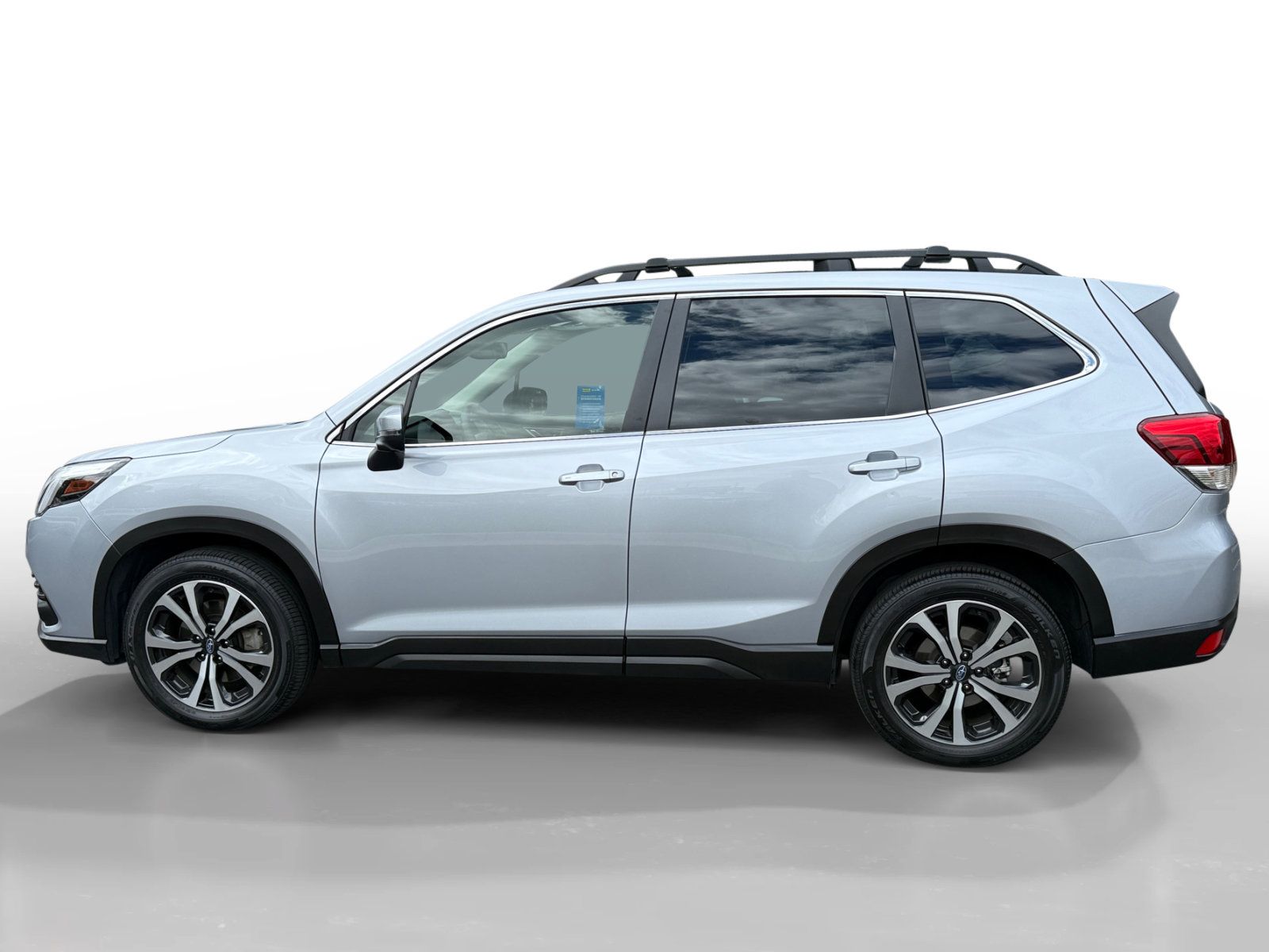 Used 2023 Subaru Forester Limited w/ Popular Package #2 AWD/4WD image 2
