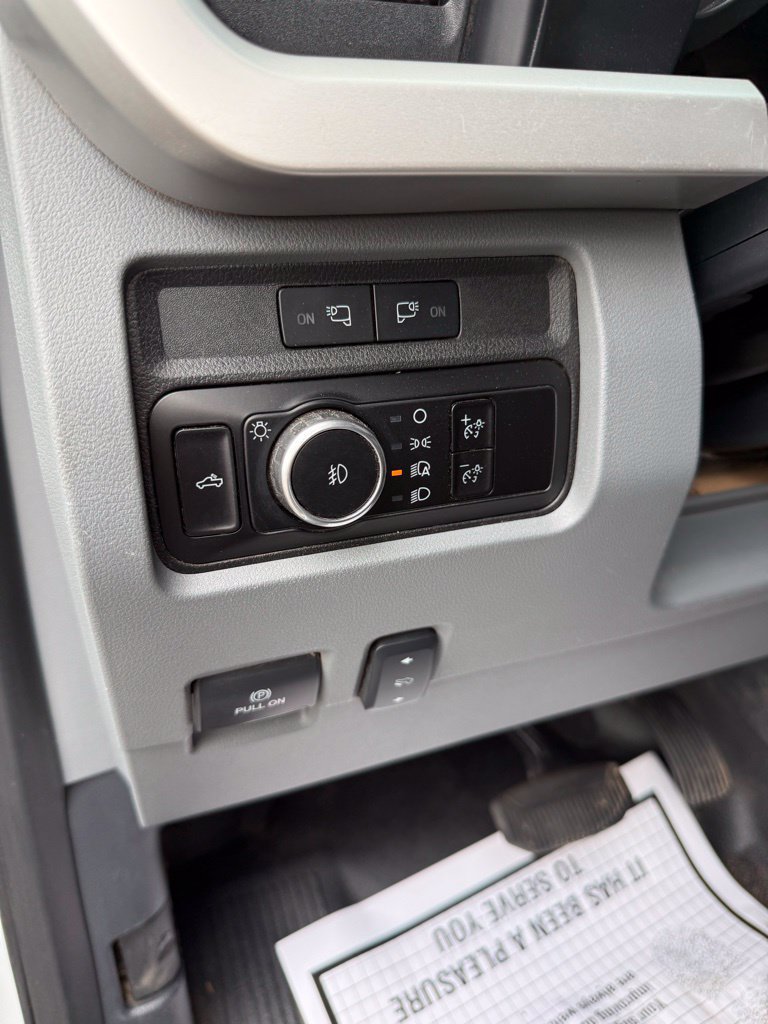 Used 2023 Ford F350 XLT w/ XLT Value Package AWD/4WD image 13