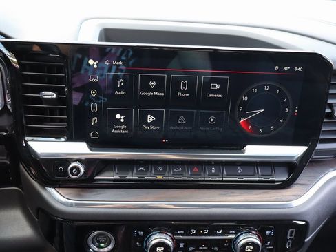 Used 2023 GMC Sierra 1500 SLT w/ SLT Premium Package image 9