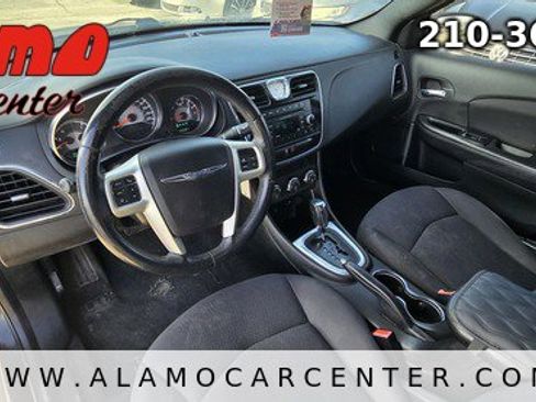 Used 2013 Chrysler 200 Touring image 32