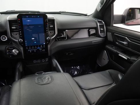 Used 2025 RAM 1500 Laramie w/ Advanced Safety Group II image 28