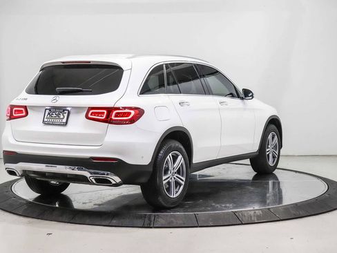 Certified 2022 Mercedes-Benz GLC 300 image 4