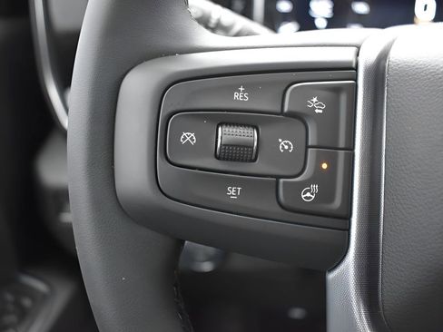 Used 2024 GMC Sierra 1500 SLT w/ X31 Off-Road Package image 16