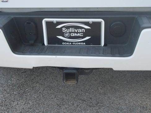 Used 2017 Chevrolet Silverado 1500 Custom w/ Custom Convenience Package RWD image 9