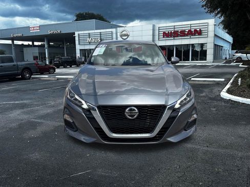 Used 2022 Nissan Altima 2.5 SV FWD image 10