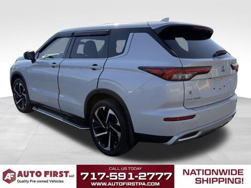 Used 2023 Mitsubishi Outlander SE image 5
