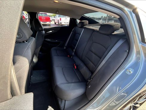 New 2025 Chevrolet Malibu RS image 10