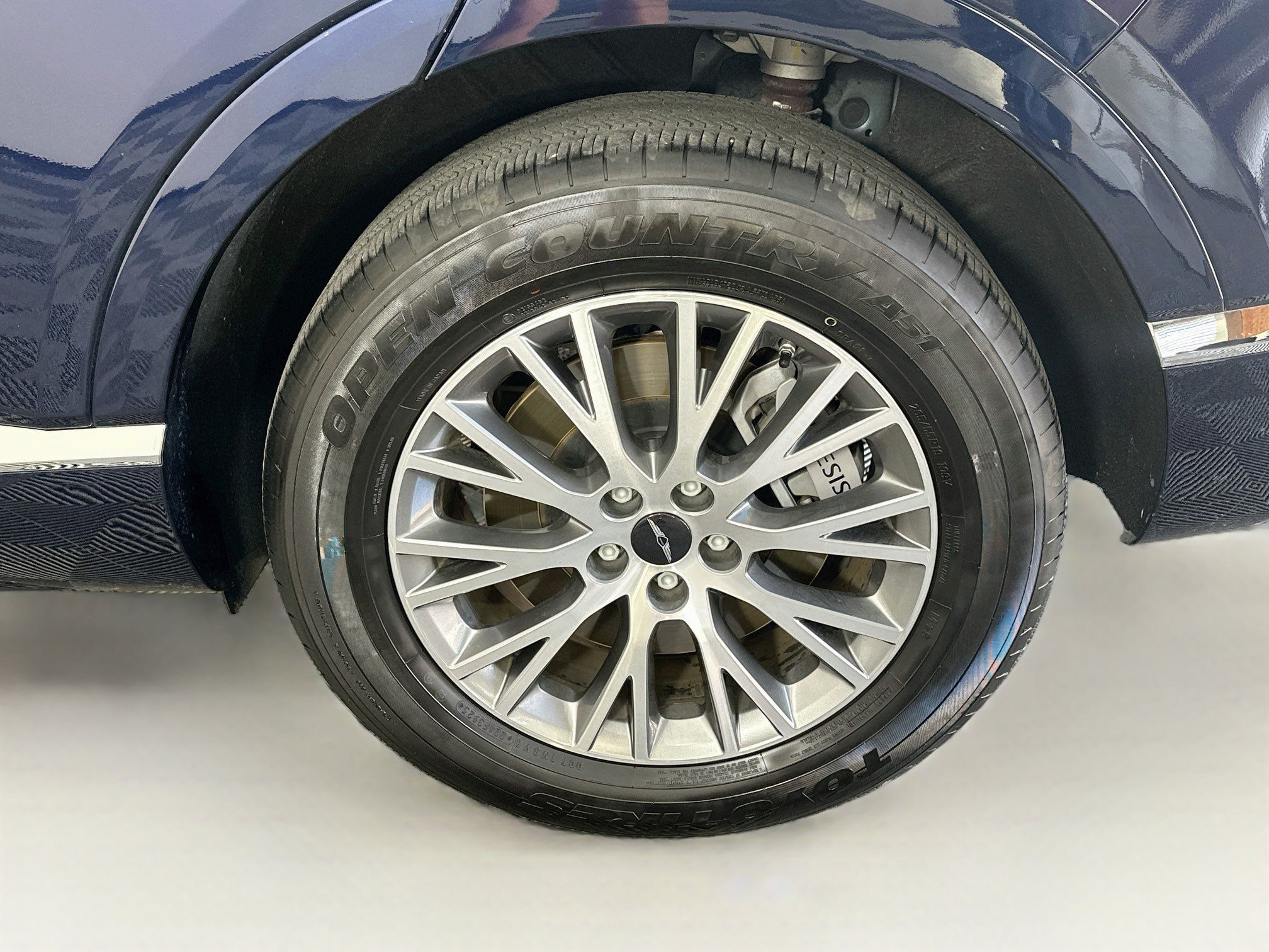 Used 2025 Genesis GV80 2.5T Standard AWD/4WD image 11